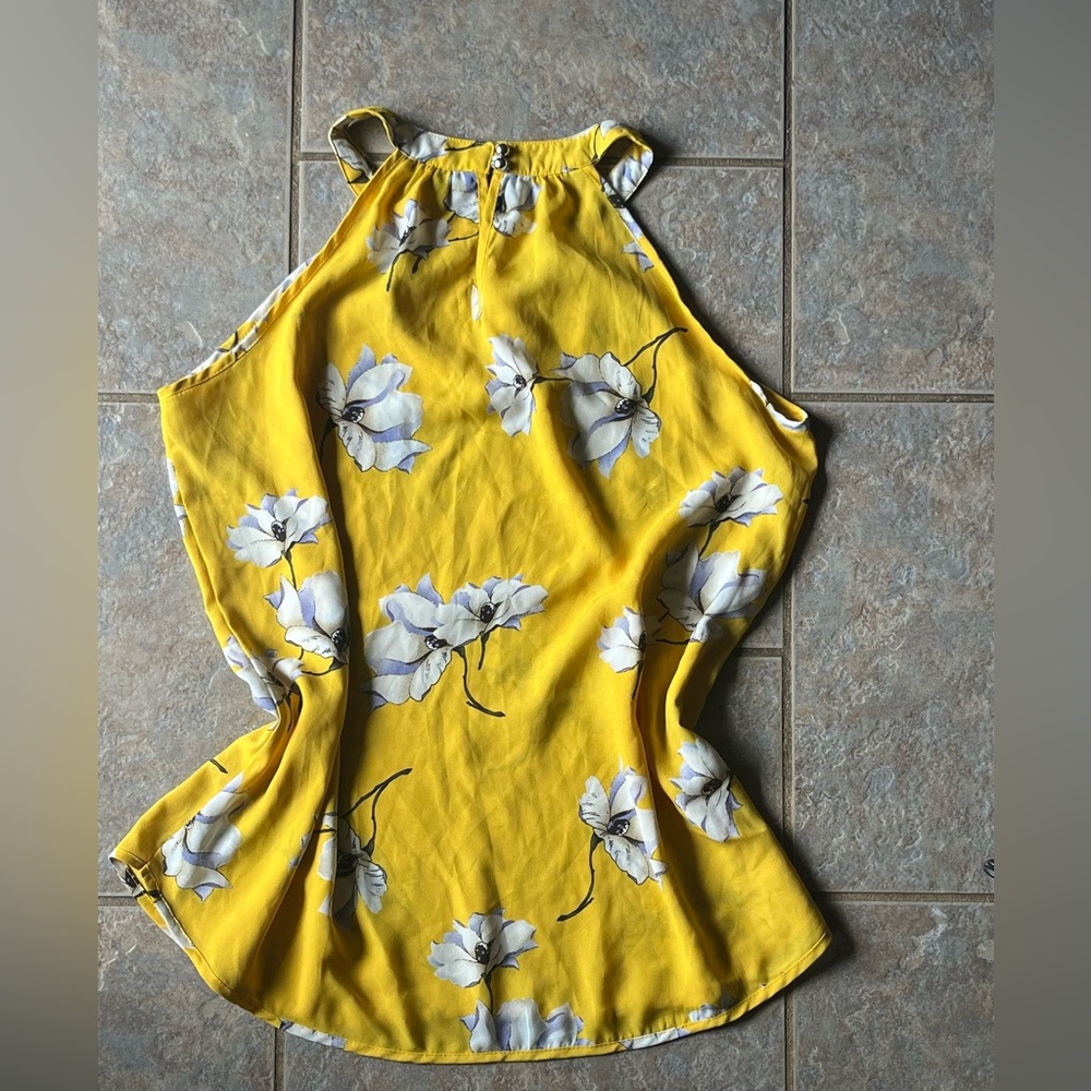 Chic Yellow Floral Halter Blouse